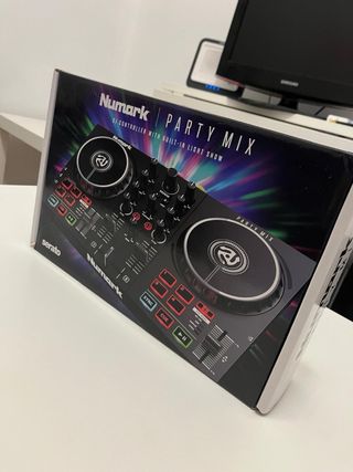 Controlador DJ Numark Party Mix