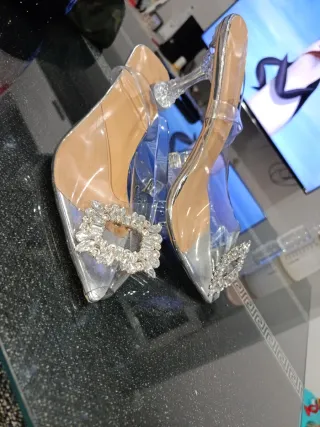 Zapatos tacón transparente con pedrería