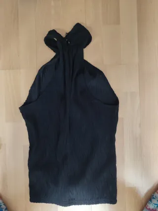 Blusa Shein Cruzada Negra