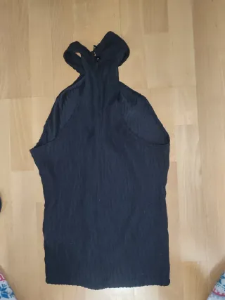 Blusa Shein Cruzada Negra