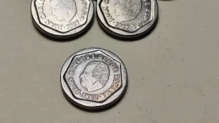 Lote 8 monedas 200 pesetas 1986, 1987 y 1988