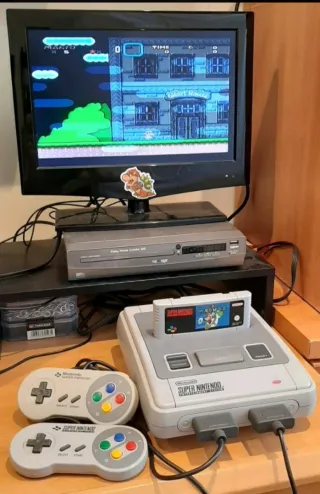Super Nintendo Classic + 2 Mandos