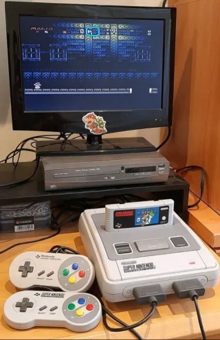 Super Nintendo Classic + 2 Mandos