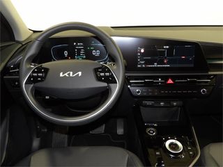 KIA Niro 1.6 GDi HEV 104kW (141CV) Drive
