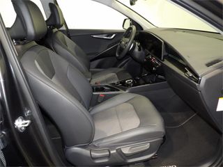 KIA Niro 1.6 GDi HEV 104kW (141CV) Drive