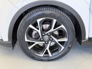 TOYOTA Toyota C-HR 5P Advance 180H e-CVT
