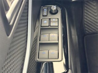 TOYOTA Toyota C-HR 5P Advance 180H e-CVT