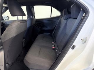 TOYOTA Yaris Cross 5 Puertas Active Tech 120H e-CVT