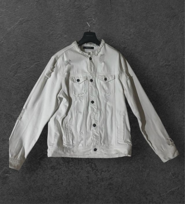 Giacca di jeans bianca strappata taglia XL