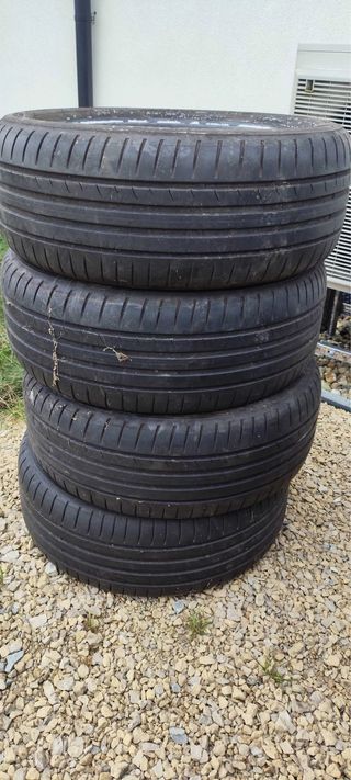 Neumáticos Dunlop 185 60 15 (84H)