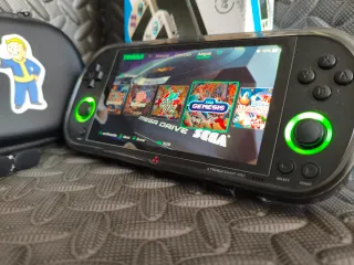 Consola emuladora Trimui Smart Pro + accesorios