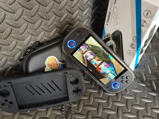 Consola emuladora Trimui Smart Pro + accesorios