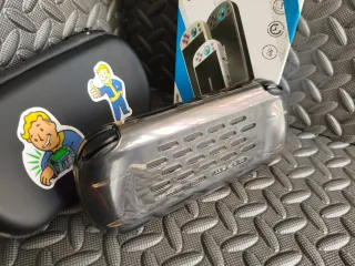 Consola emuladora Trimui Smart Pro + accesorios