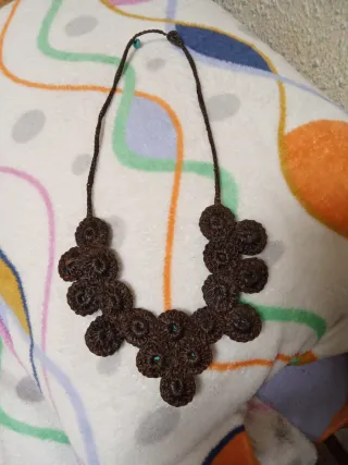 Collar macramé piedras turquesa