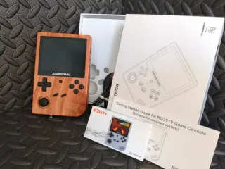 Consola emuladora Anbernic RG351V + accesorios