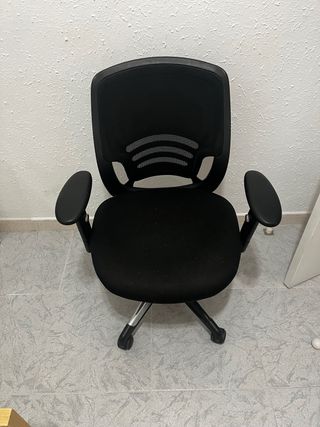 Silla de escritorio negra