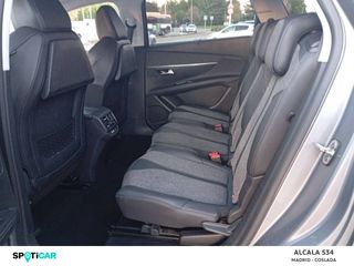 Peugeot 5008   1.2L PureTech 96kW (130CV) S&S Allure