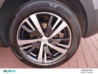 Peugeot 5008   1.2L PureTech 96kW (130CV) S&S Allure