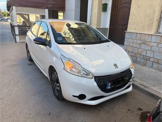 Peugeot 208 like 2014