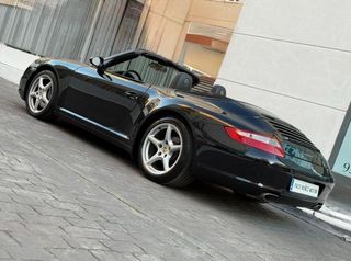 PORSCHE 911 Cabrio