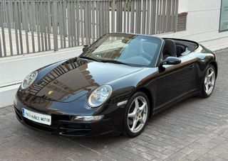 PORSCHE 911 Cabrio