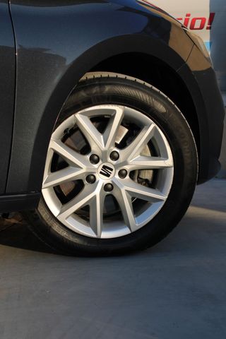 SEAT Nuevo León SP 2.0 TDI 110kW DSG Style Go