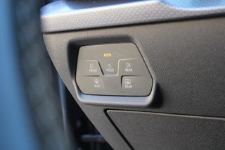 SEAT Nuevo León SP 2.0 TDI 110kW DSG Style Go