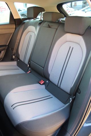 SEAT Nuevo León SP 2.0 TDI 110kW DSG Style Go