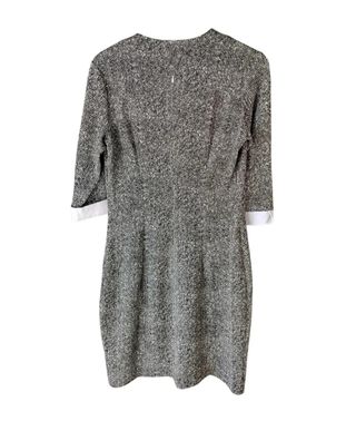 Vestito jaspeato elastico con dettagli