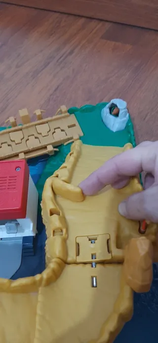 Pista Matchbox con helicóptero y coche