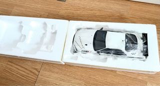 Nissan Skyline GTR R34 Mines 1:18