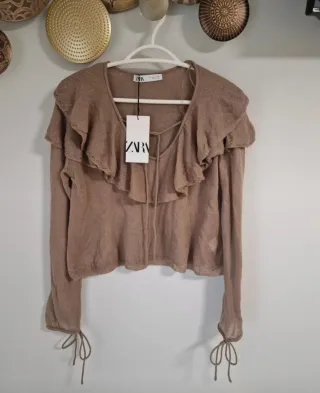 Suéter Zara punto volantes marrón