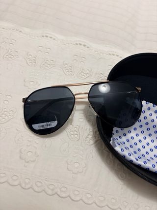 Gafas de sol Venus doradas y negras