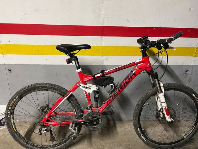 Bicicleta Mérida Doble Suspensión