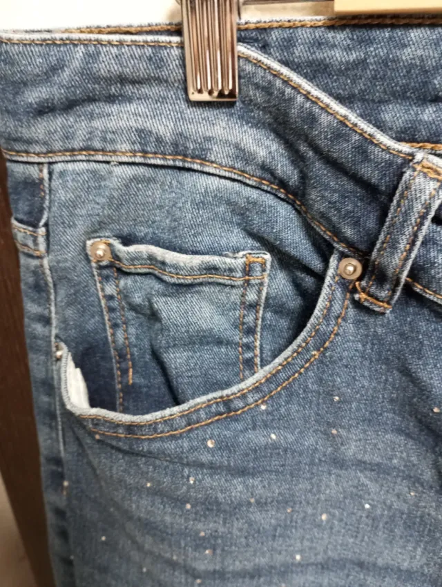 Pantalón vaquero Encuentro con brillos