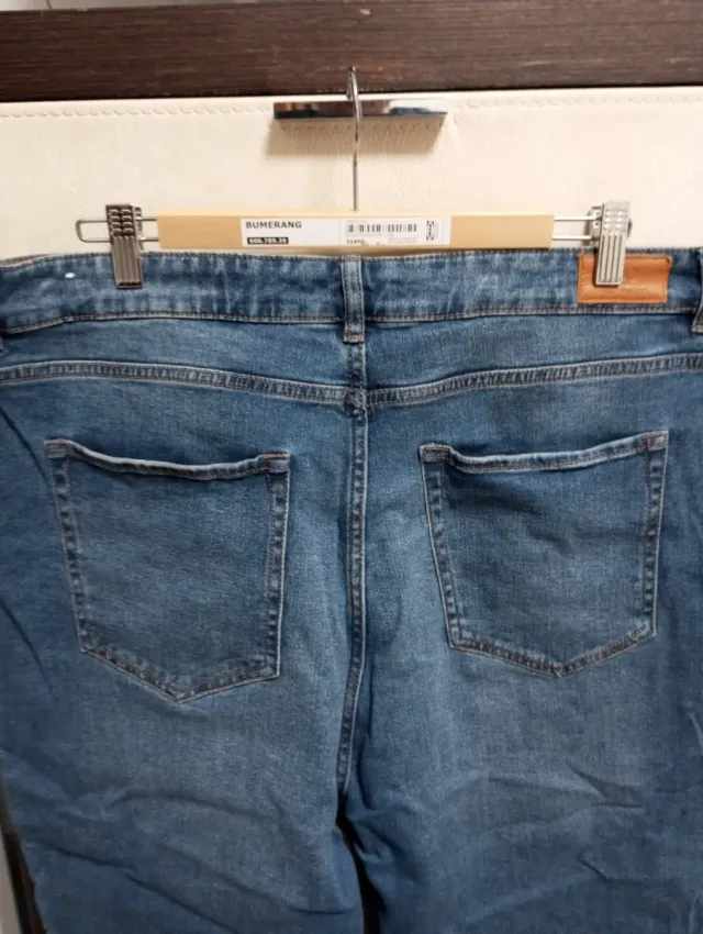 Pantalón vaquero Encuentro con brillos