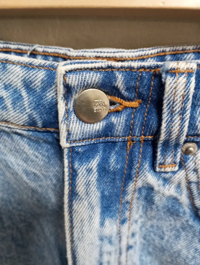 Pantalón corto vaquero Zara