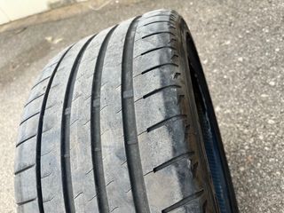 Rueda Bridgestone Potenza 255/35ZR18 94Y Lee