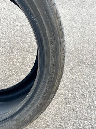 Rueda Bridgestone Potenza 255/35ZR18 94Y Lee