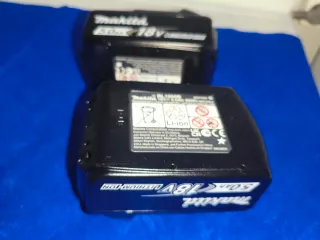 2 Baterías Makita 18V 5Ah