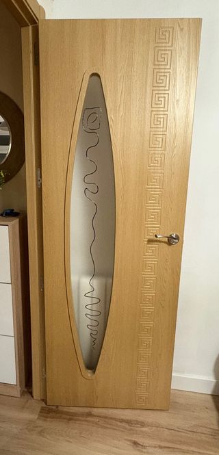 Puertas de madera maciza con cristal y sin cristal