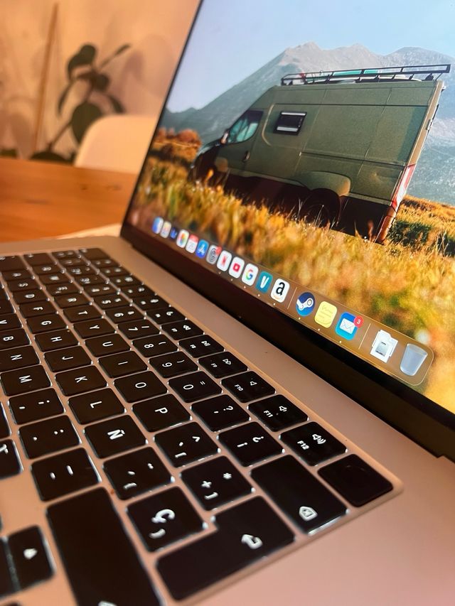 MacBook Air 15” (2023) con chip M2