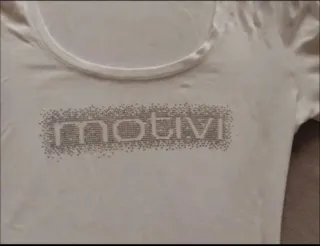 Maglietta maniche lunghe Motivi con logo