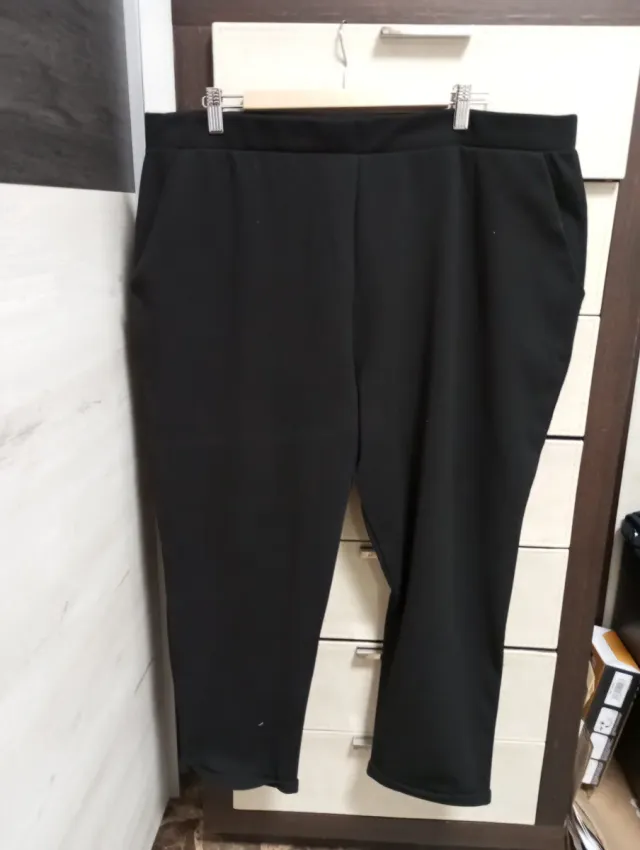 Pantalón negro Encuentro