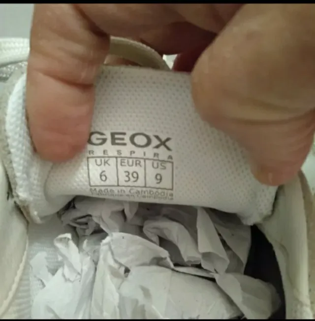 Scarpe Geox beige e bianche