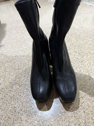 Botines Stradivarius negros plataforma