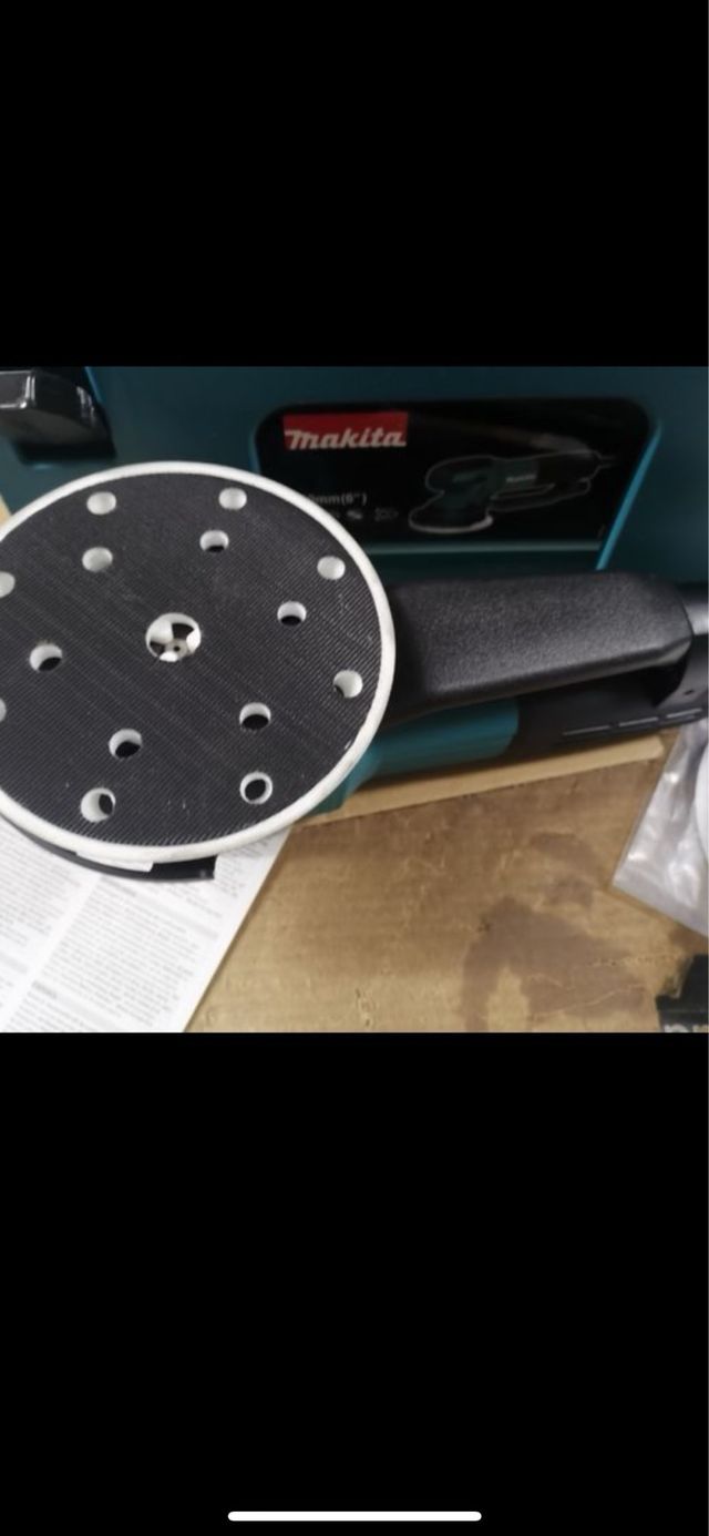 Lijadora Makita con maletín