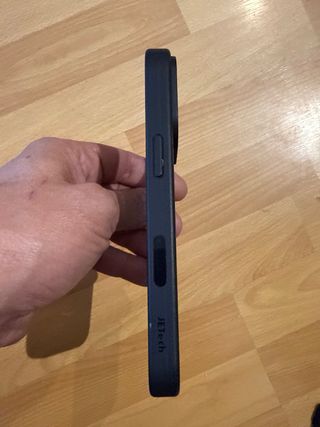 iPhone 16 Pro 128GB black titanium