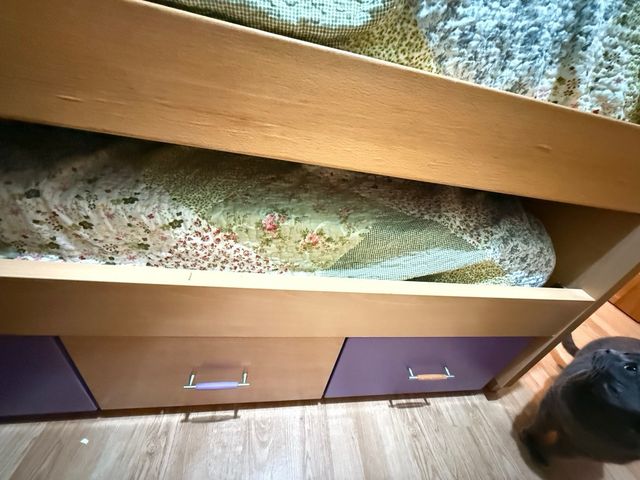 Cama nido con zapatero y balda