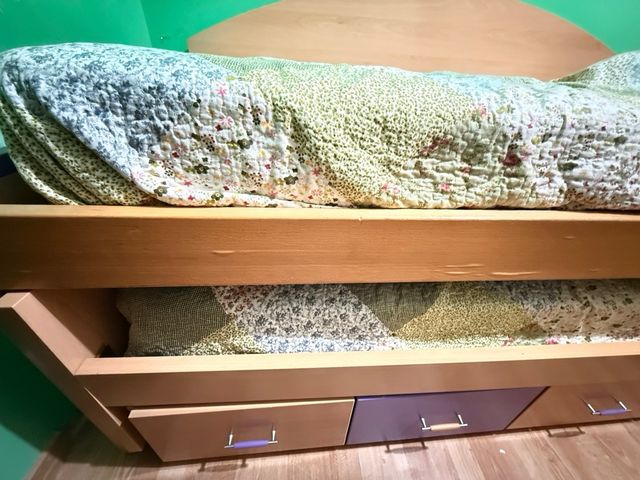 Cama nido con zapatero y balda